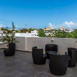 24 By Xperience 3* Playa del Carmen